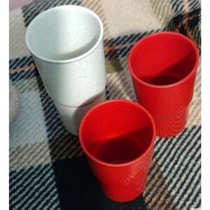 Vintage Tupperware 12 Oz. Tumblers Drinking Cups 2412D Plastic Set of 2 One 16oz